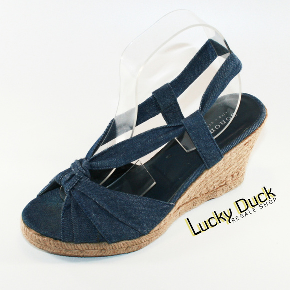 kohls closed toe sandals